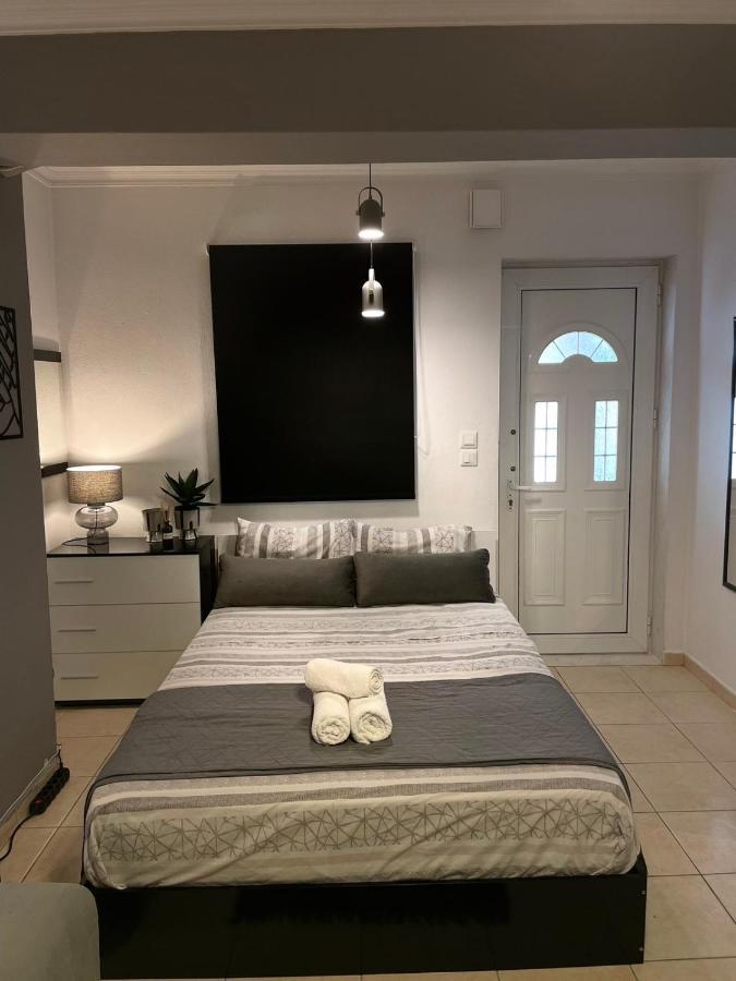 Lux Studio Apartment อเล็กซานโดรโพลิส ภายนอก รูปภาพ